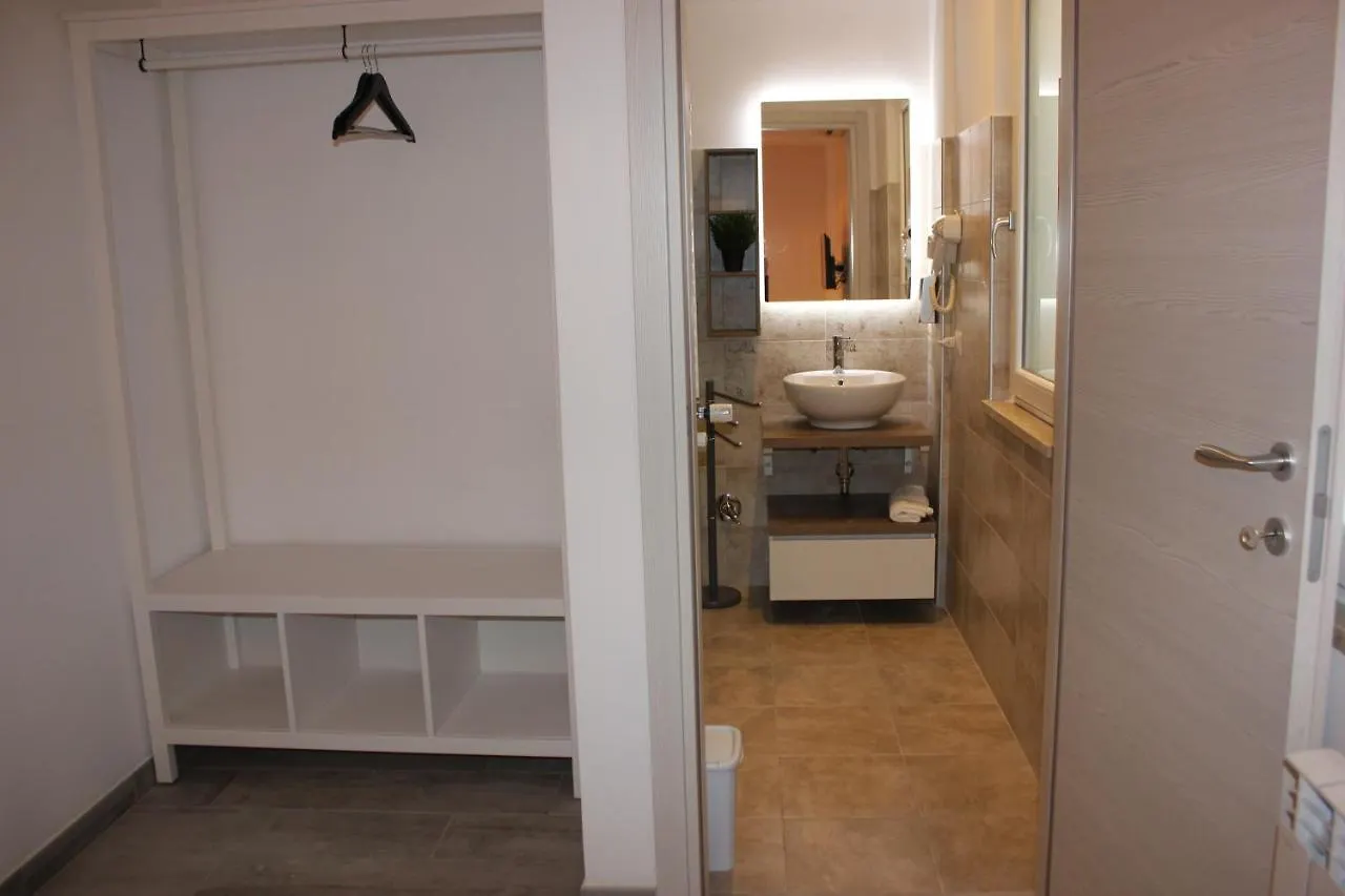 Roman Sunrise Rooms Rzym