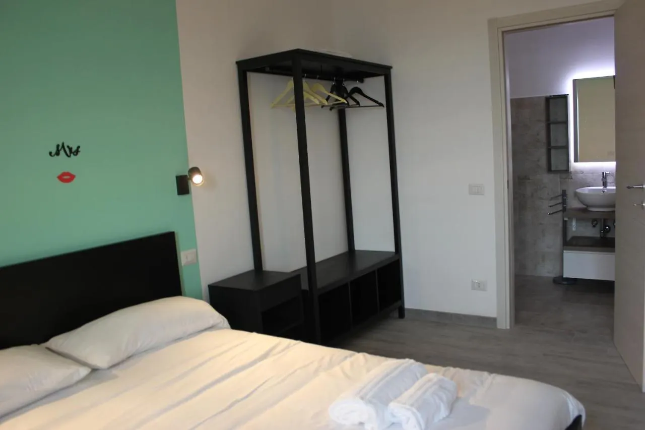 Roman Sunrise Rooms イタリア